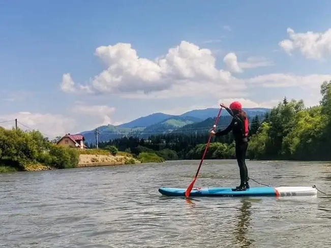 gal-stand-up-paddle-0